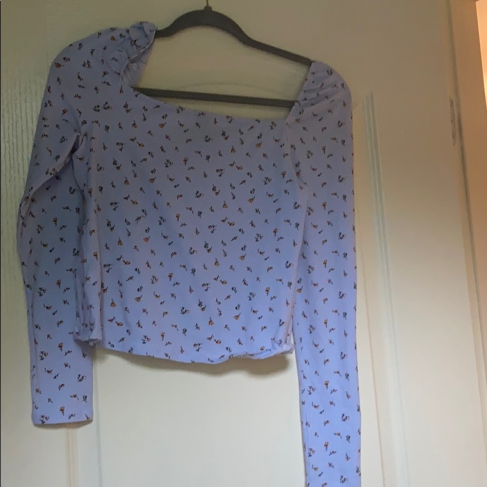 Blue long sleeve T with flowers